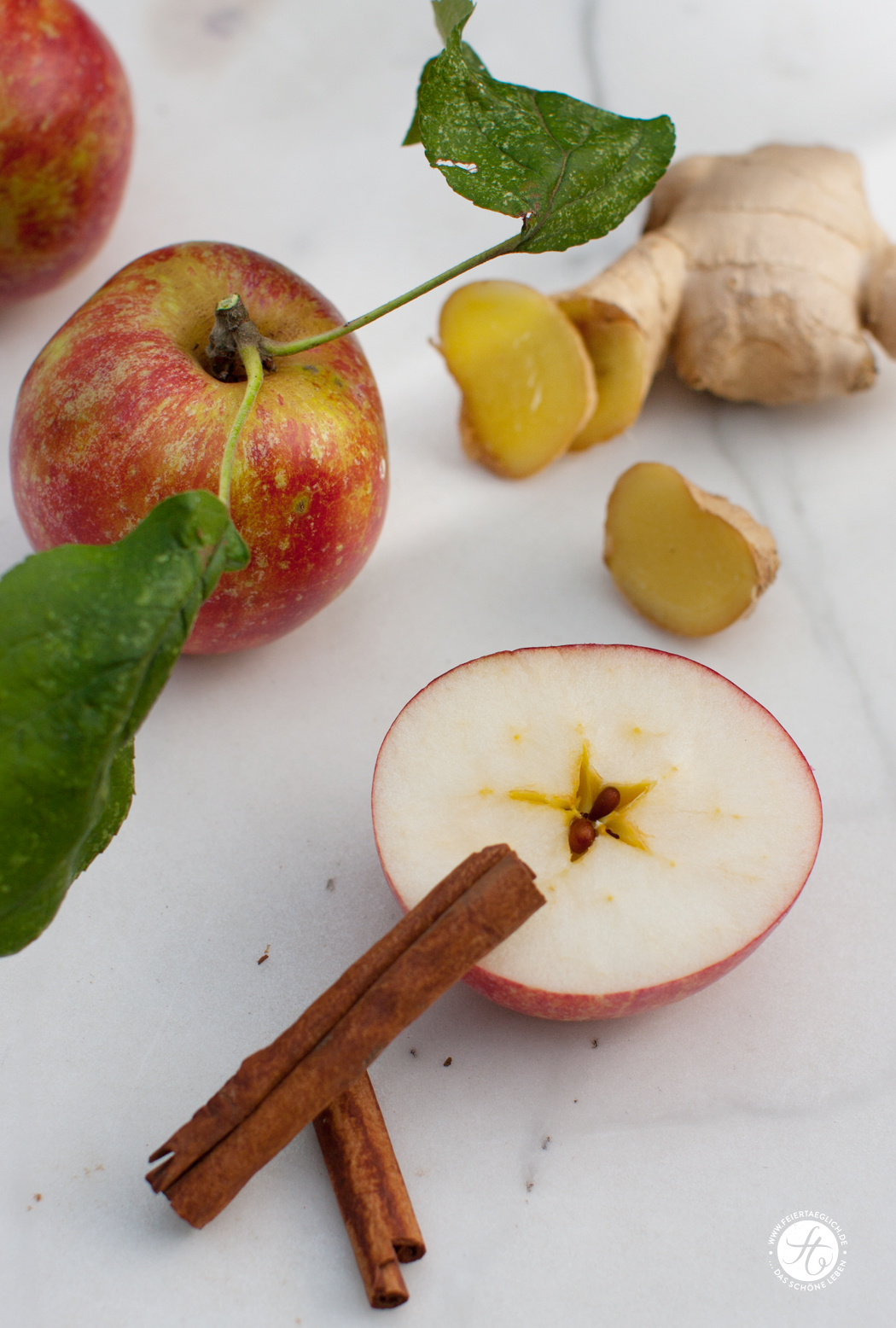 #SuperfoodSamstag mit einem Rezept für Ingwer-Apfel-Zimt Tee von feiertaeglich.de