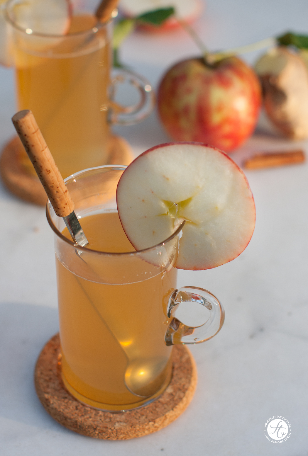 #SuperfoodSamstag mit einem Rezept für Ingwer-Apfel-Zimt Tee von feiertaeglich.de