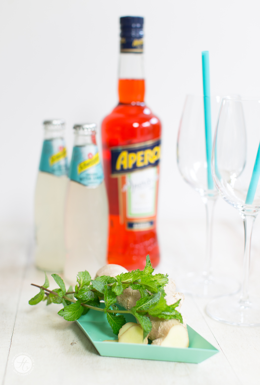 Aperol Lemon Spritz – Sommerdrink, schnell gemixt | Rezept bei feiertaeglich.de