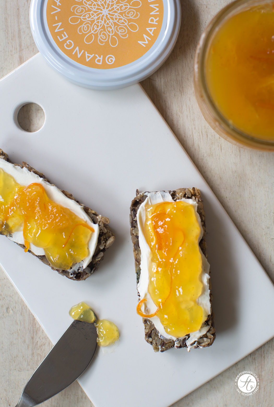 Orangen-Vanille Marmelade auf gesundem Brot, Rezept für leckere Konfitüre ohne Zucker, free printable Labels