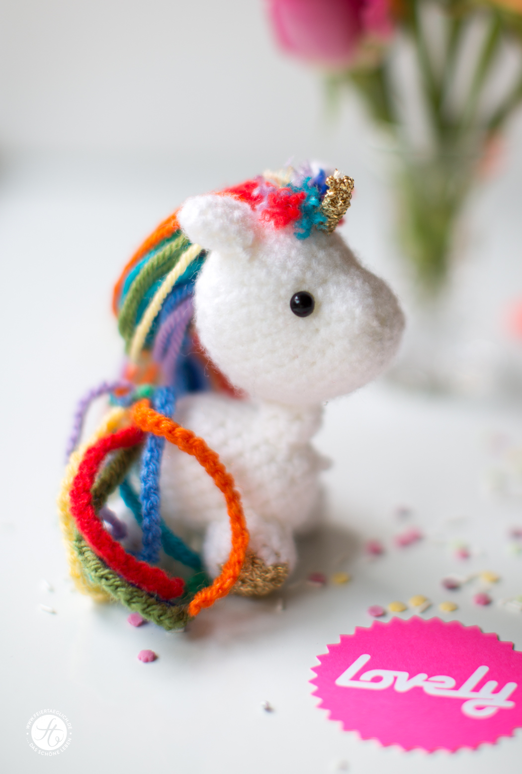 Gehäkeltes Einhorn, knitted Unicorn von https://dasfurzendeeinhorn.com, Geschenkidee