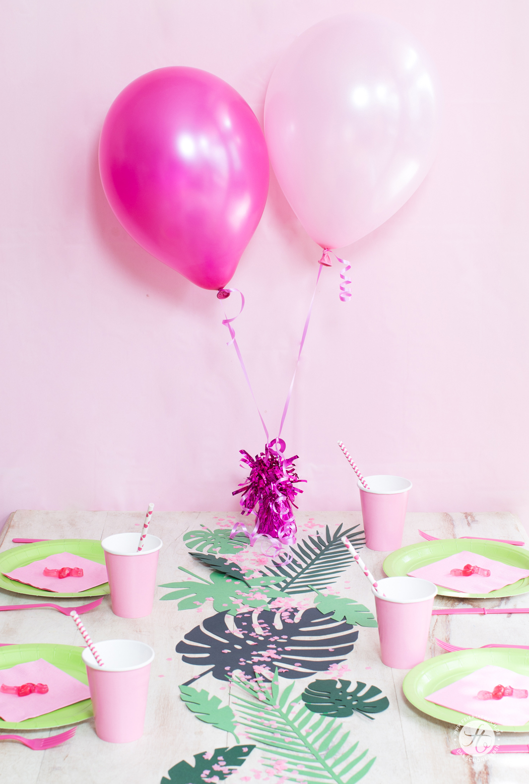 HappyMottoparty Flamingo, Tischdekoration, Luftballons