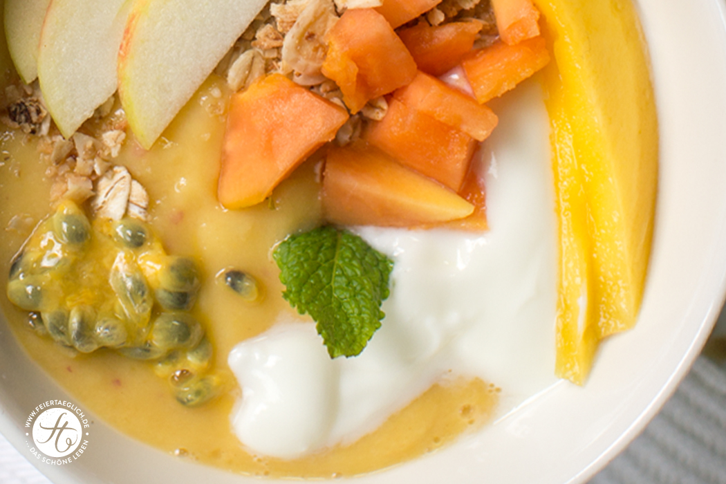 Schnelles Frühstücksglück: 3 x SmoothieBowl mit Mango: Mango-Nektarine-Erdbeere, Mango-Maracuja-Papaya, Mango-Basilikum