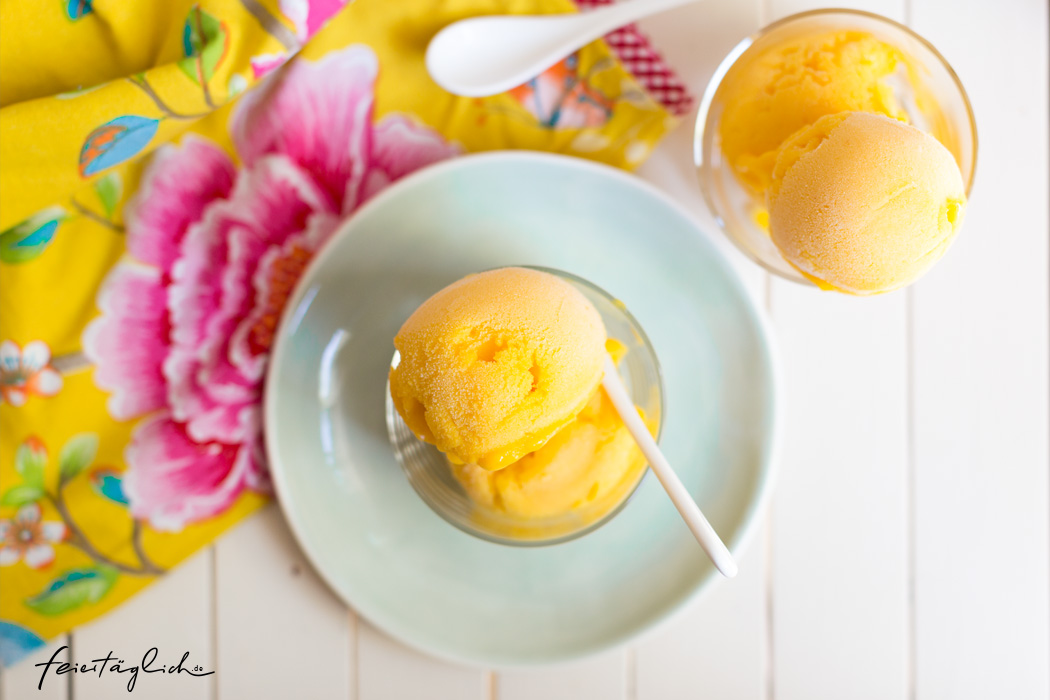 Allerliebstes Mango-Sorbet – pures Sommerglück (einfach & ohne Zucker)