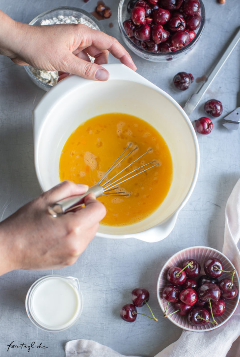 Clafoutis aux Cerises – ein einfacher, himmlischer Auflauf(-Kuchen) mit ...