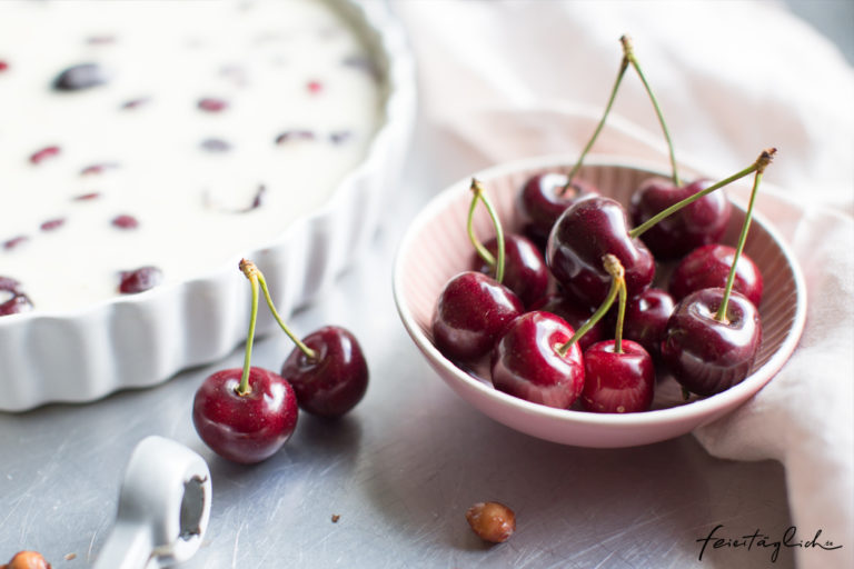 Clafoutis aux Cerises – ein einfacher, himmlischer Auflauf(-Kuchen) mit ...