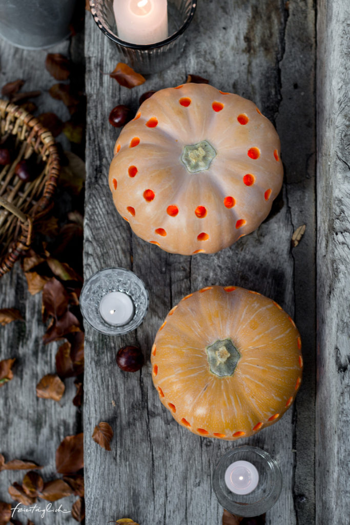 Stimmungsvolle Kürbis-Lichter – ein Herbst DIY, Kürbis-Laternen, Dekoration zu Halloween