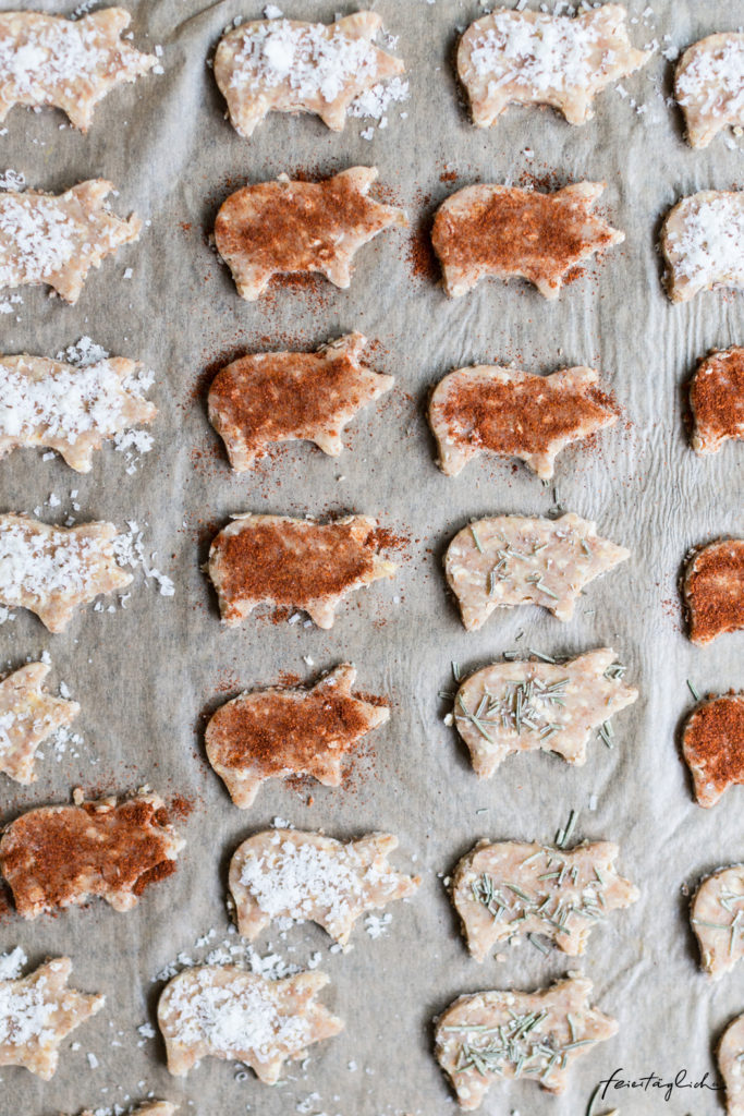 Glücks-Schweinchen-Parmesan-Kekse, ein Rezept zu Silvester