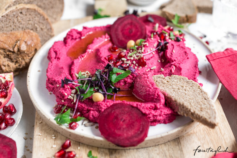 Rote Beete Hummus – Rezept für fabelhaften Dip, #regenbogenaufdemtisch ...