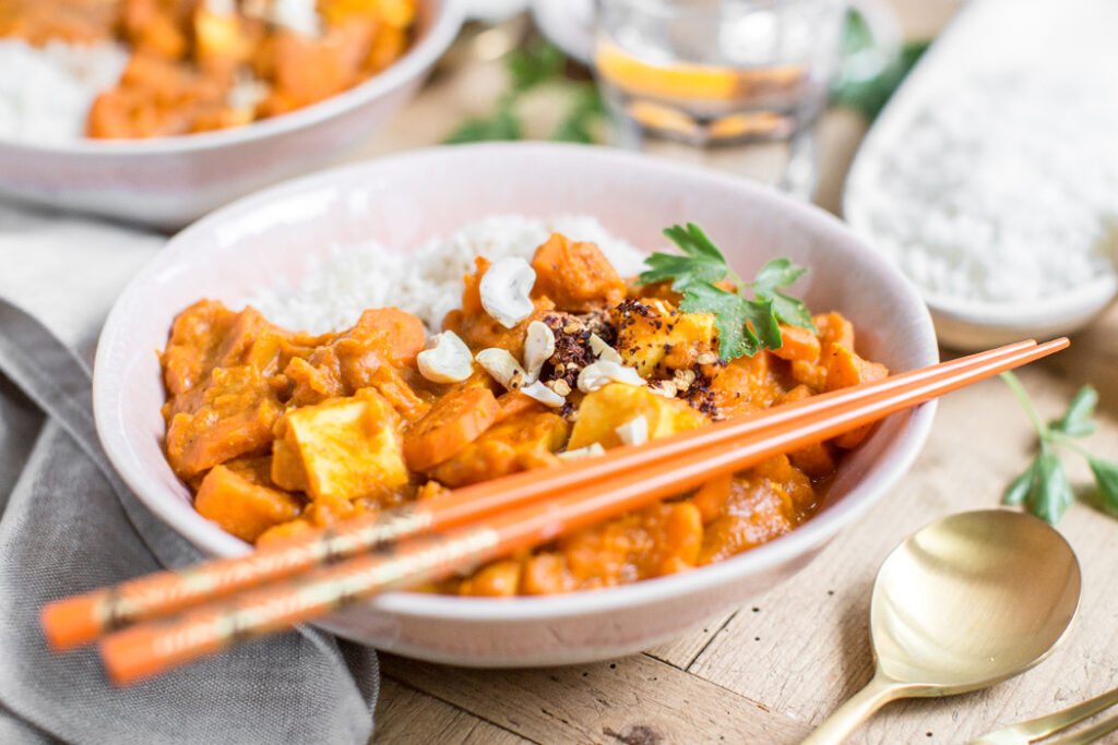 Süsskartoffel-Karotten-Curry mit selbst gemachtem Paneer, Rezept