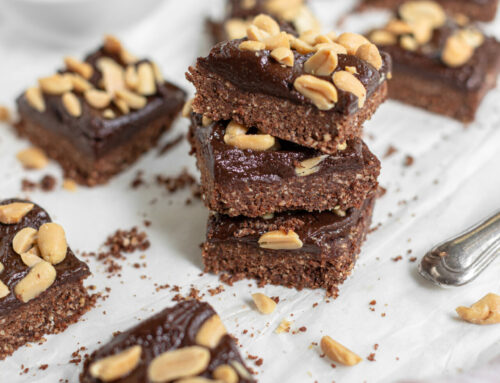 Salted Peanut Brownies – vegane Nascherei aus nur 6 Zutaten