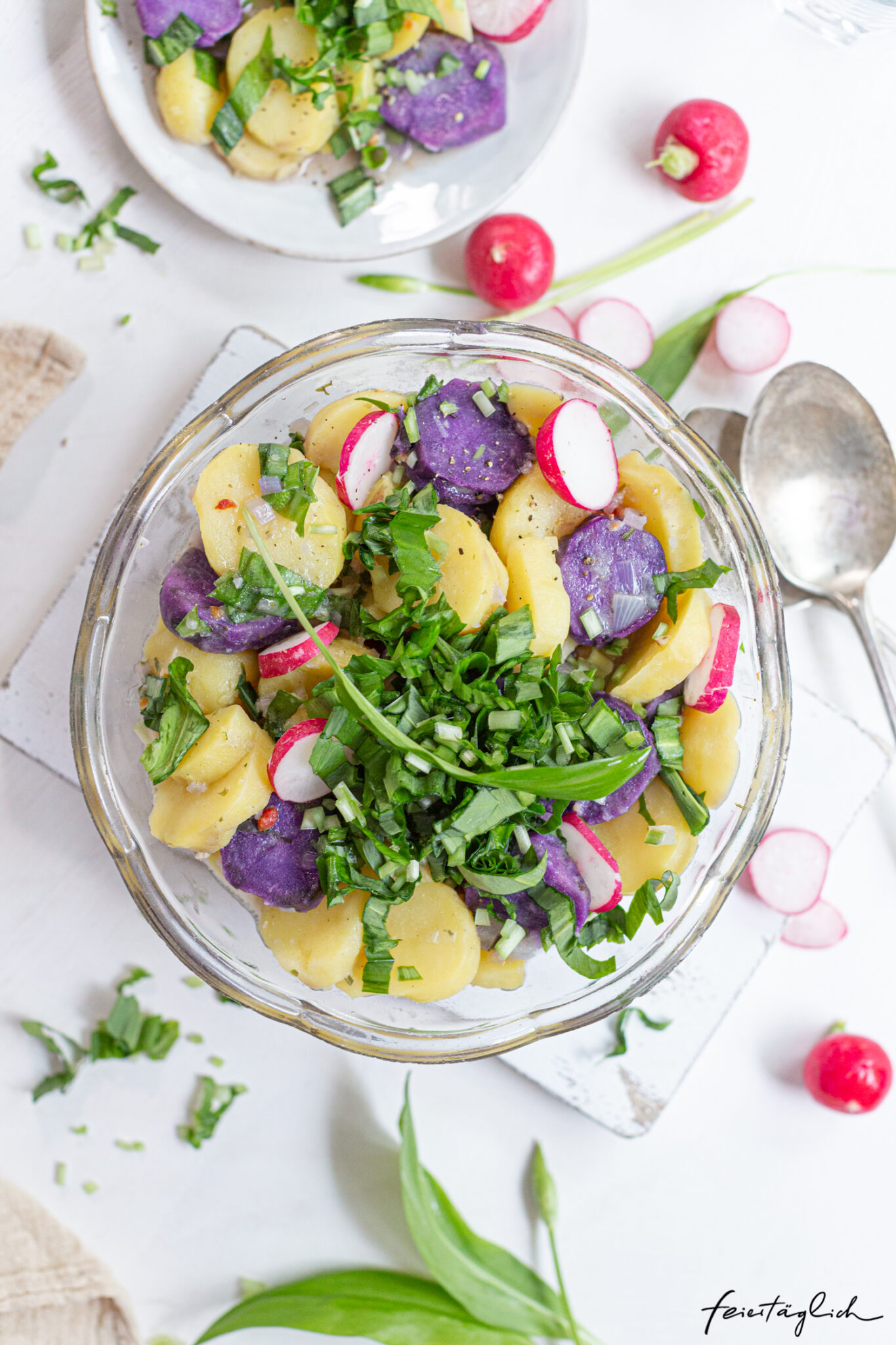 Allerliebster Kartoffelsalat mit Bärlauch - feiertäglich foodblog