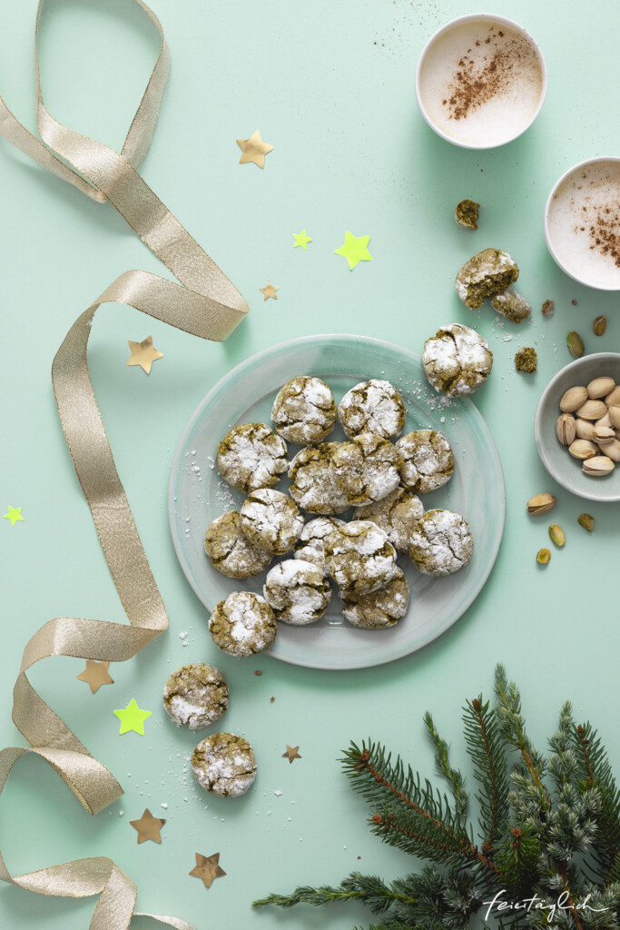 Rezept für himmlische Pistazien Crinkle Cookies – Weihnachtsbäckerei